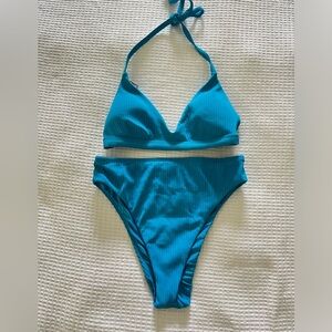 Lulu’s Ribbed Bikini Top and Bottom